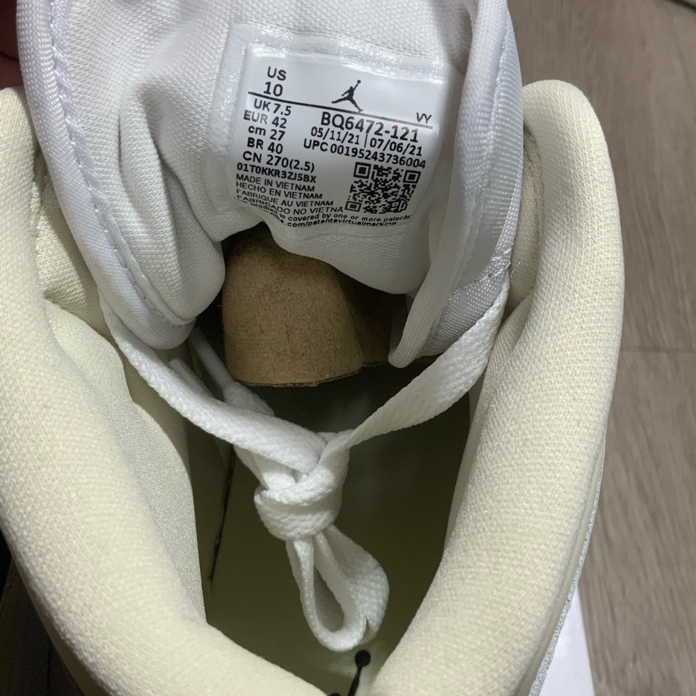 Nike Air Jordan 1 Mid Coconut Milk Women’s Size 10 Available  - BQ6472-121 - Picture 10 of 11